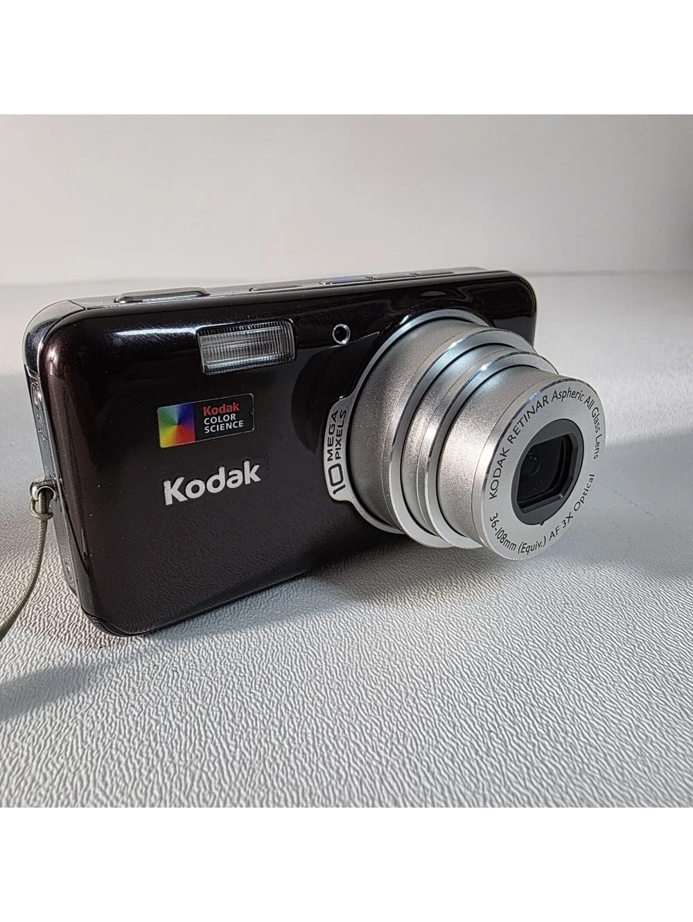 Kodak EasyShare V1003 10.0 MP Point & Shoot Digital Camera - Tested